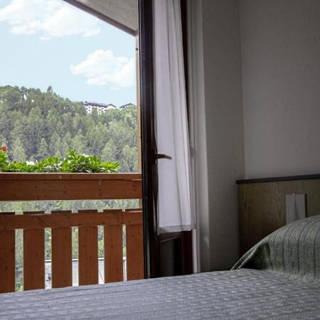 Hotel Moizi Chiesa in Valmalenco Exterior photo